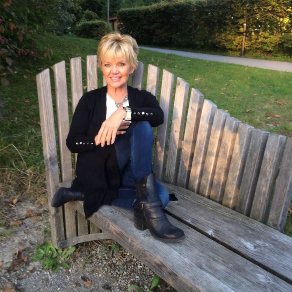 Meet your Posher, Kaye